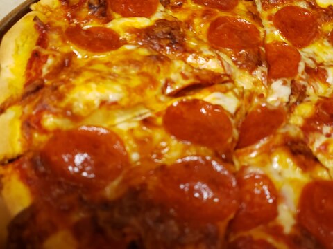 アメリカの定番♪ペパロニピザ
